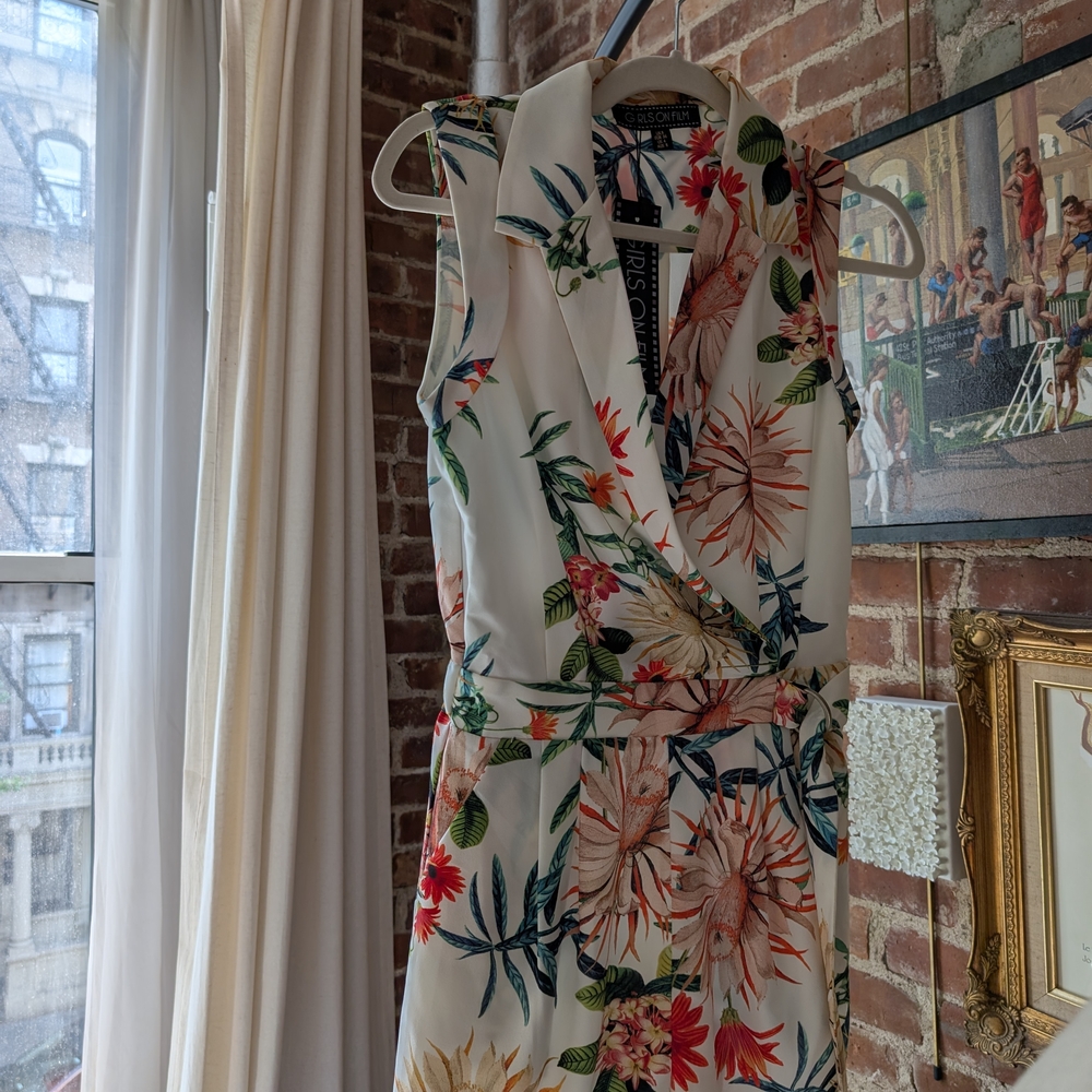 White Floral Sleeveless Romper Size 4